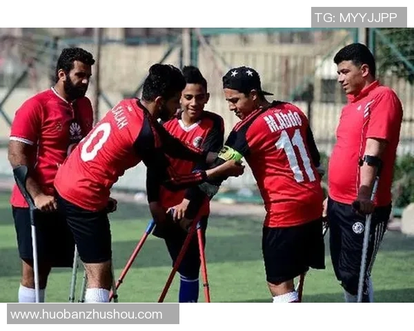 泰国最矮足球明星女的励志故事与她的足球梦想之路